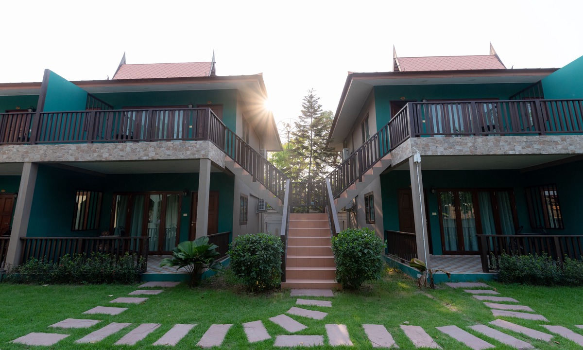 Ayutthaya Hotel | Vanida Resort - Halal
