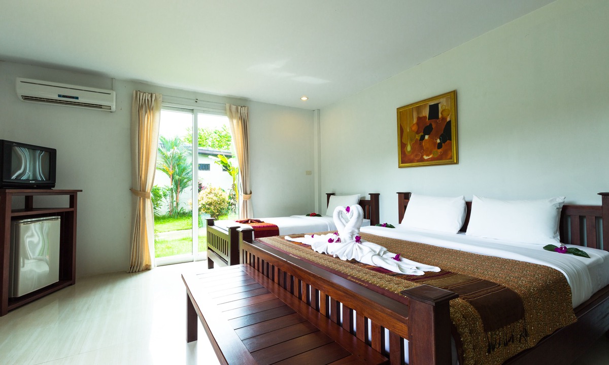 Thong Pha Phum Hotel | Nakakiri Resort & Spa