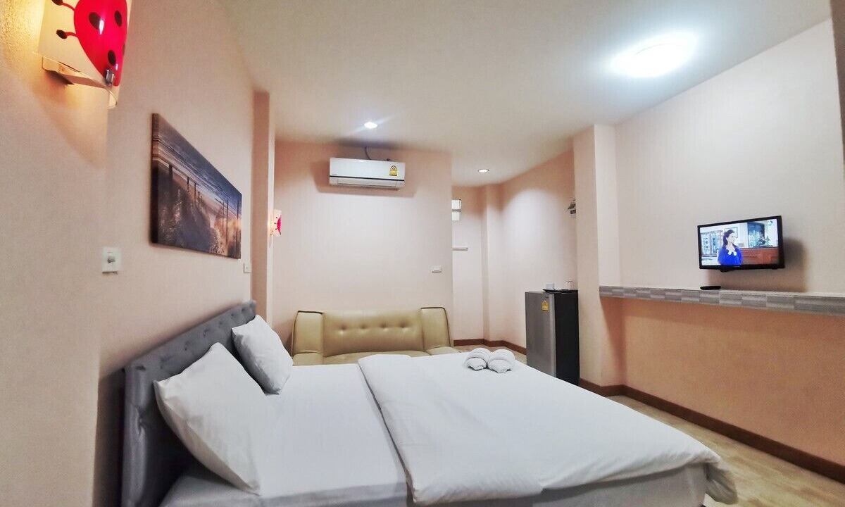 Sattahip Hotel | Pratubjai Hotel