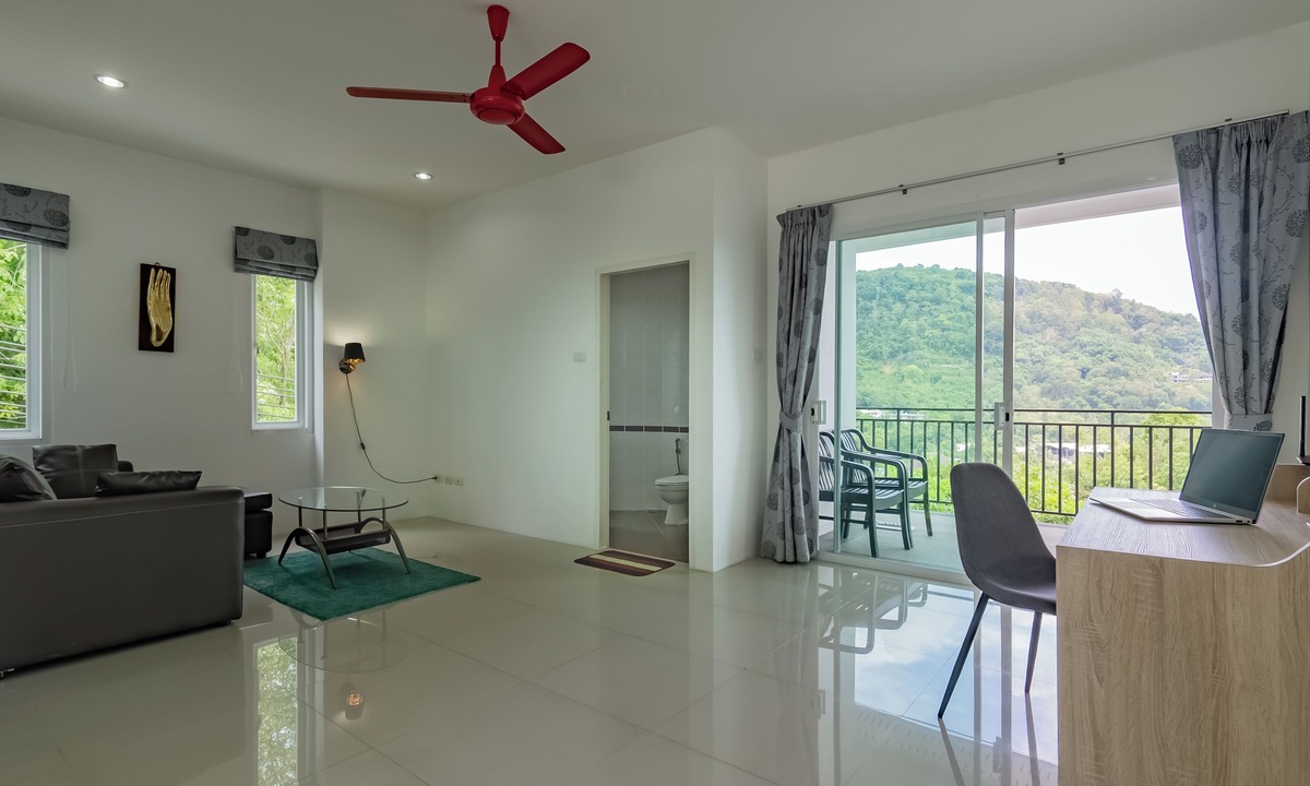 Chalong Villa | Private Pool Villa for Family & Friends