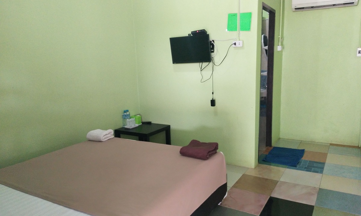 Ban Phe Hotel | Baan Suan Siri Resort