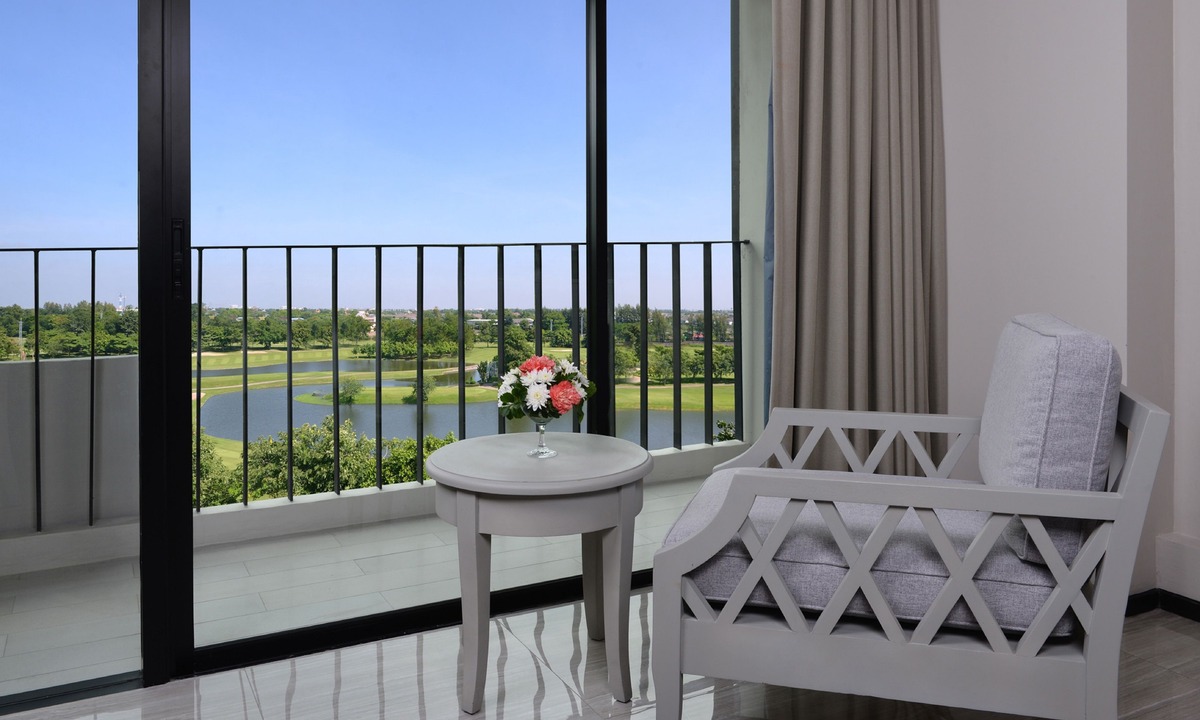 Bang Kadi Hotel | Tinidee Hotel Bangkok Golf Club