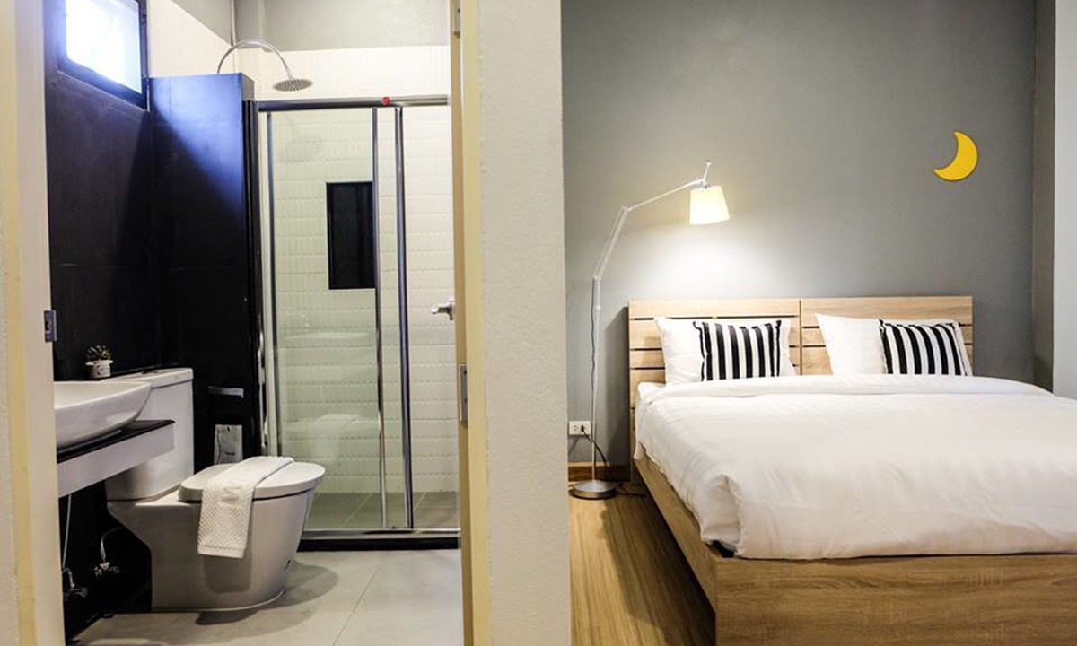 Mae Kon House | To the Moon Bed and Breakfast