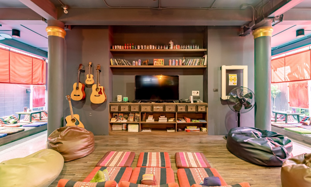 Embassy District Hostel | Cloud on Saladaeng Silom Hostel Bangkok
