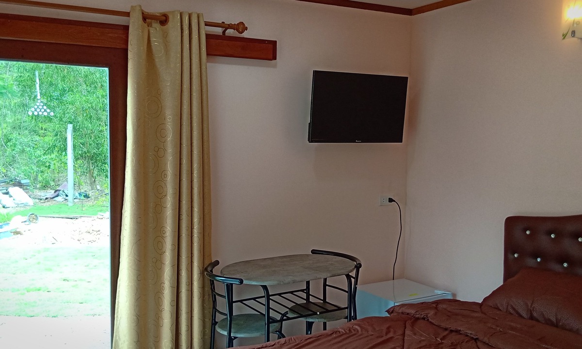 Ongkharak Hotel | Suansuppachok Inn