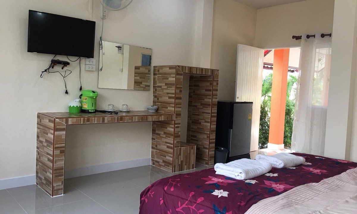 Uttaradit Hotel | Baan Suan Palm Resort
