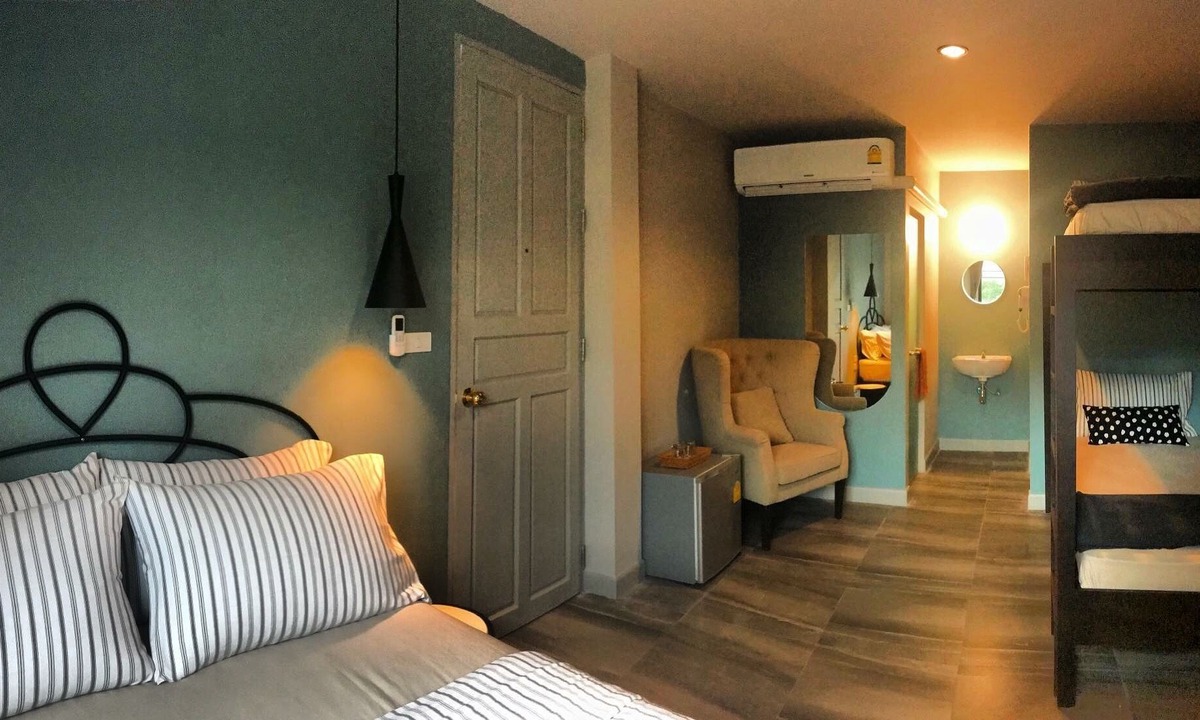 Wiang Nuea Hotel | Martin Place