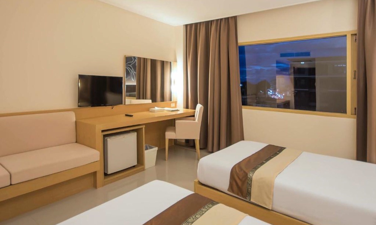 Kamphaeng Phet Hotel | Navarat Heritage Hotel