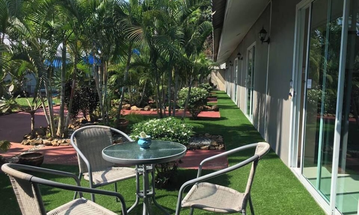 Bai Lan Hotel | Carpe Diem Guest House