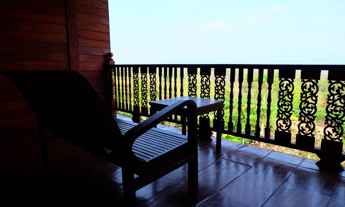Tha Sala Hotel | Khunchay House