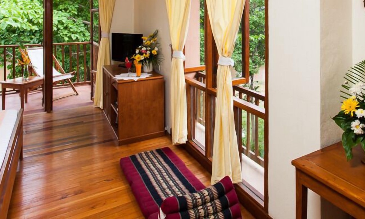 Mae Sariang Hotel | Riverhouse Resort