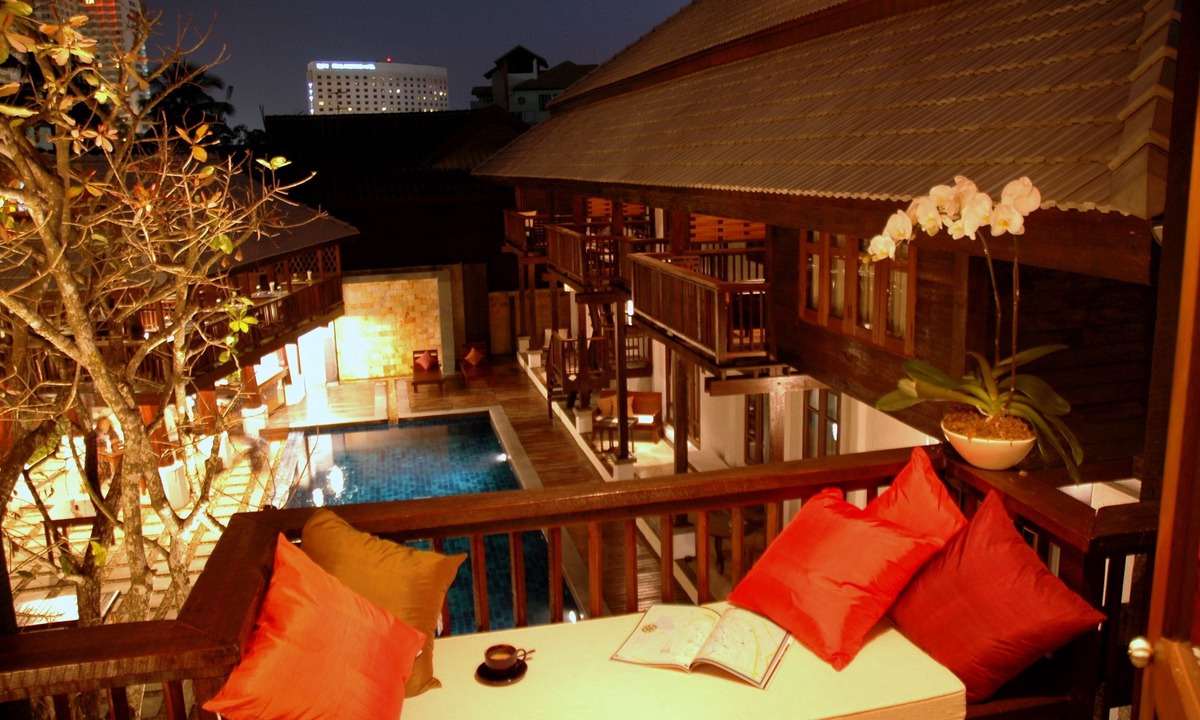 Thapae Hotel | Banthai Village