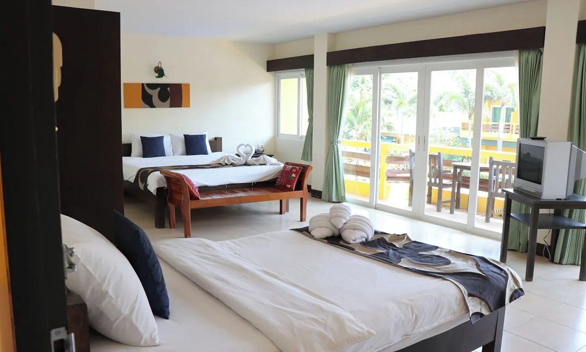 Pak Nam Pran Hotel | Bacchus Home Resort
