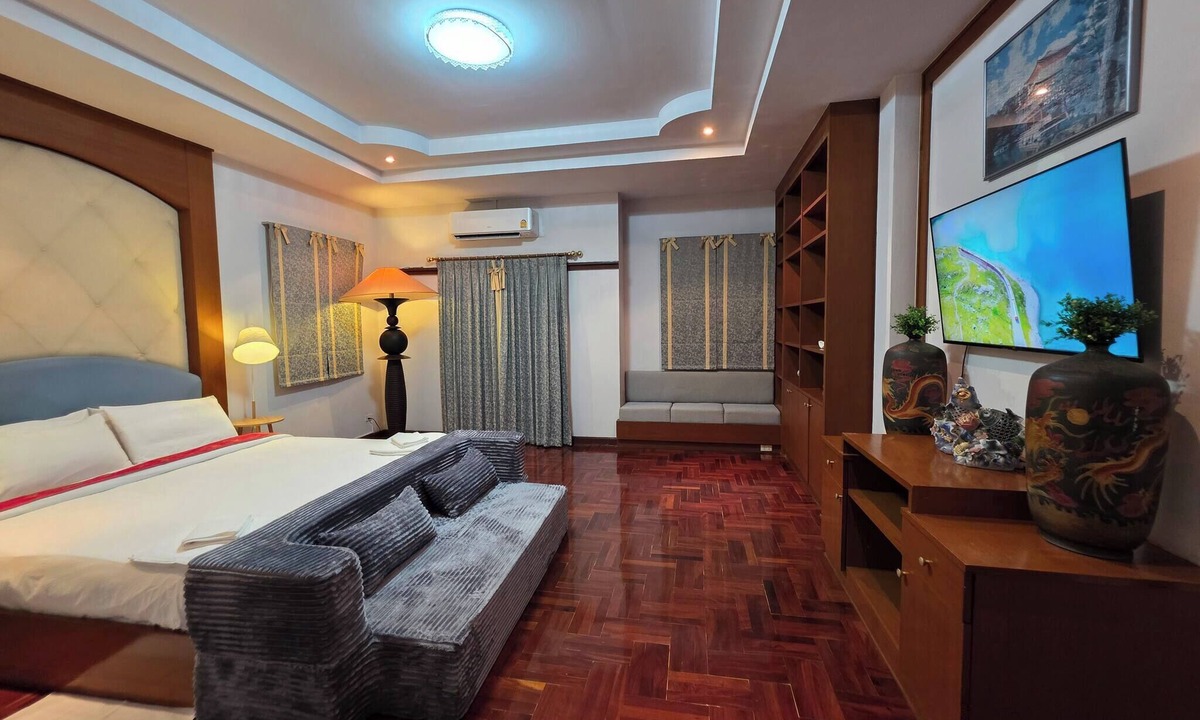 Saraphi House | Entire Home at Racha Herb Gardens 5br, Sleeps 11