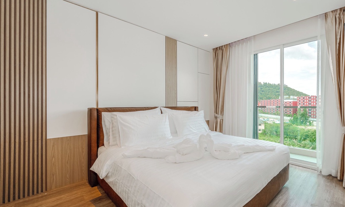 Phuket Villa | 1BR Pool Gym Game Room C220