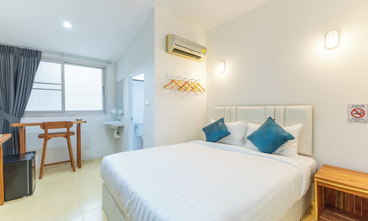 Rama 9 Hotel | Calmly Stay Ratchada