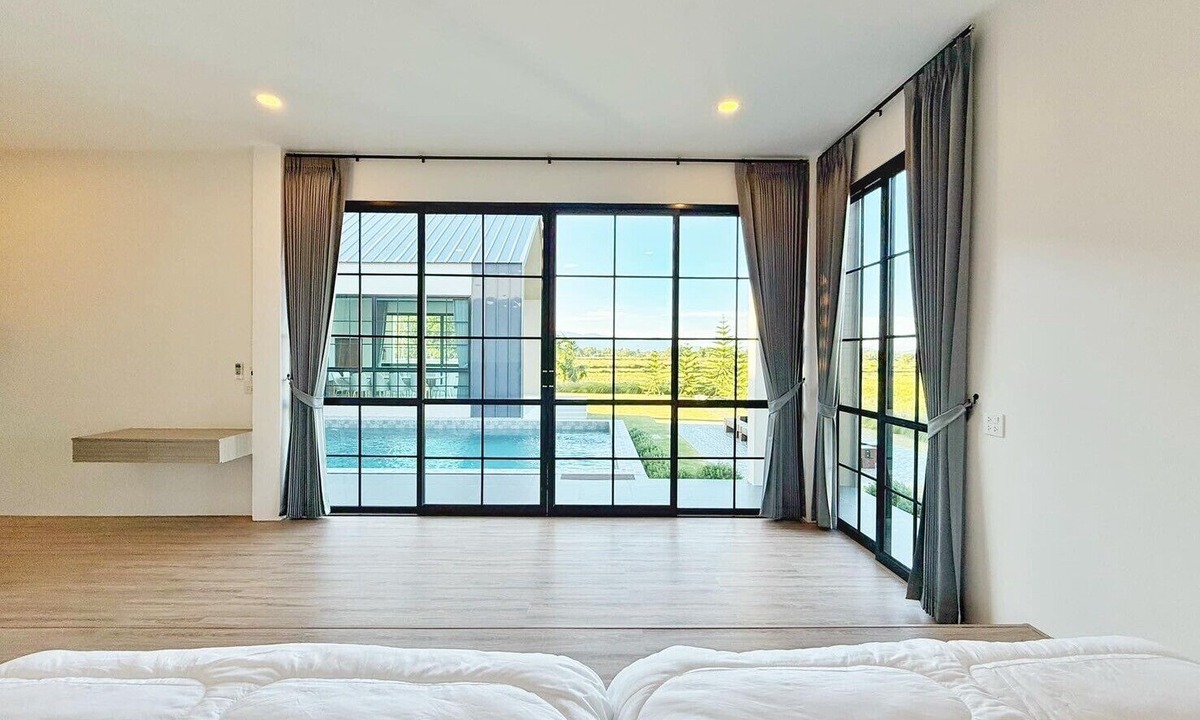 Khlung Villa | Chomnok Chomna Pool villa