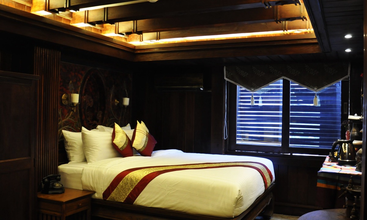 Old City Hotel | Namton Boutique Hotel