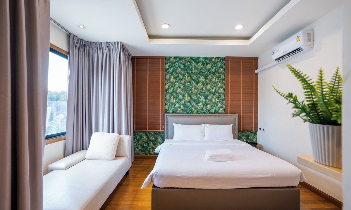 Central Pattaya Villa | Natcha Pool Villa by Warin