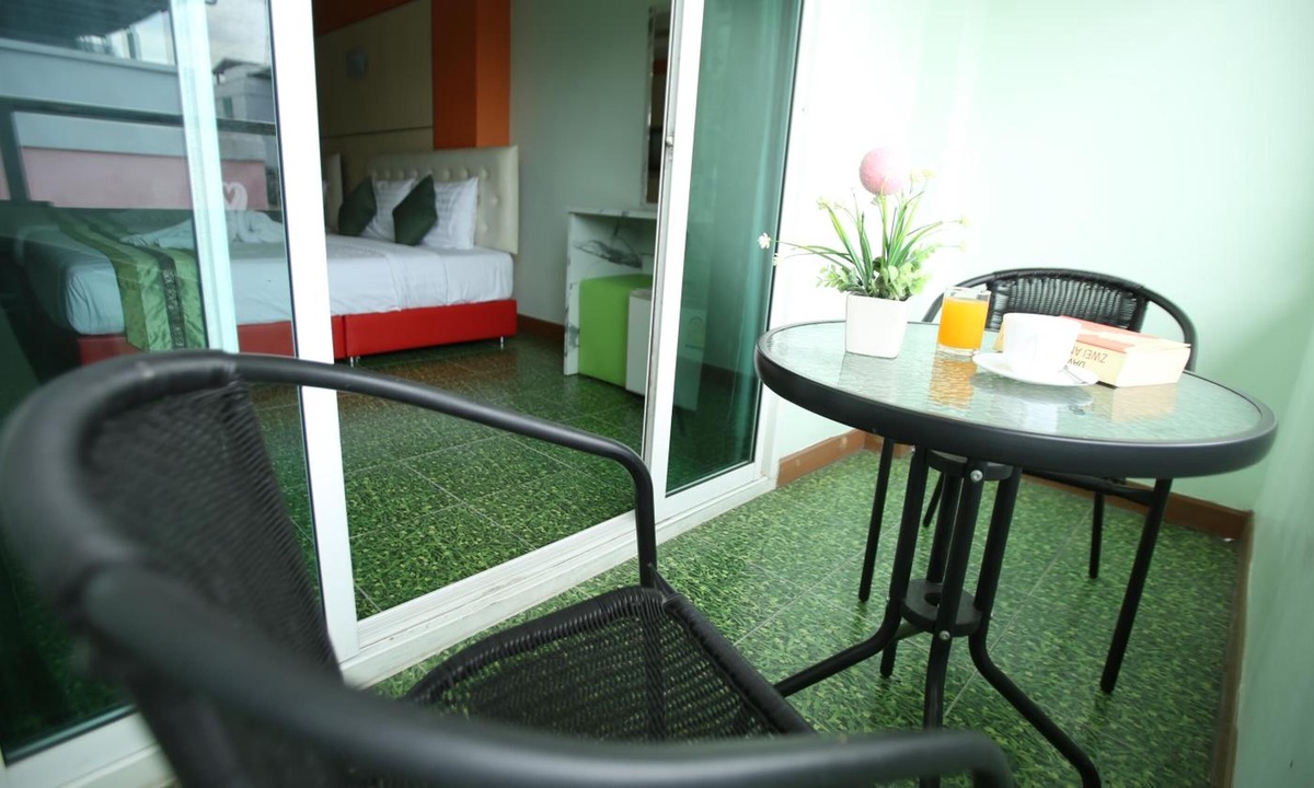 Hua Mak Hotel | Lucky Green View
