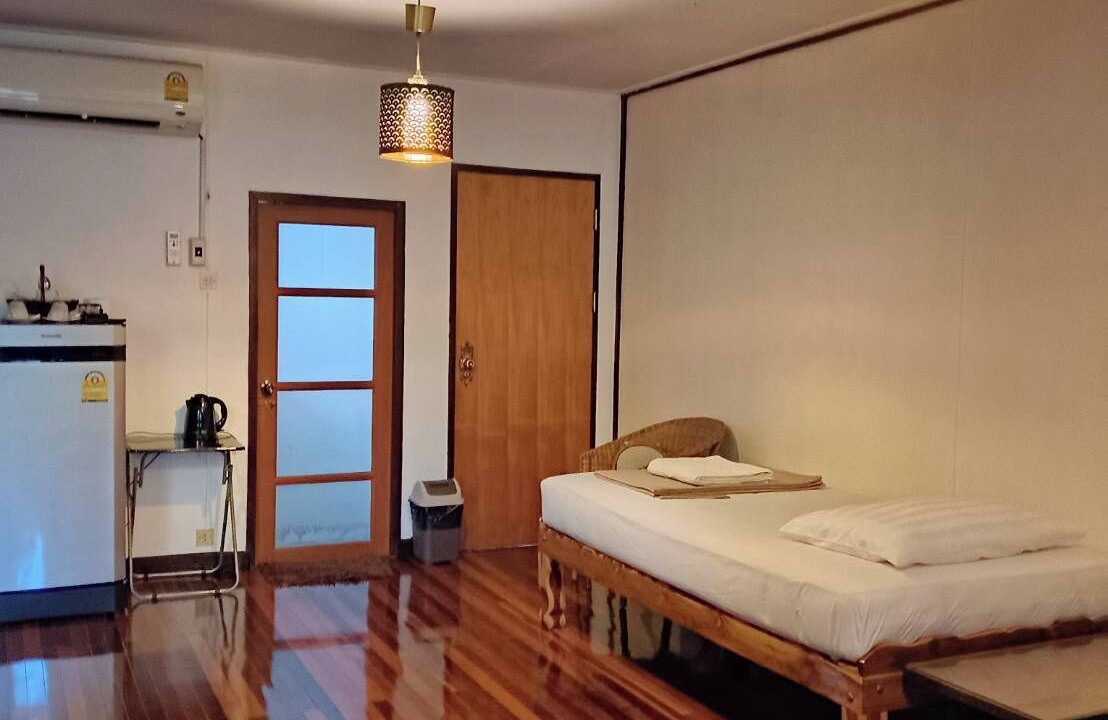 Khanna Yao House | Naturbliss Resort Village
