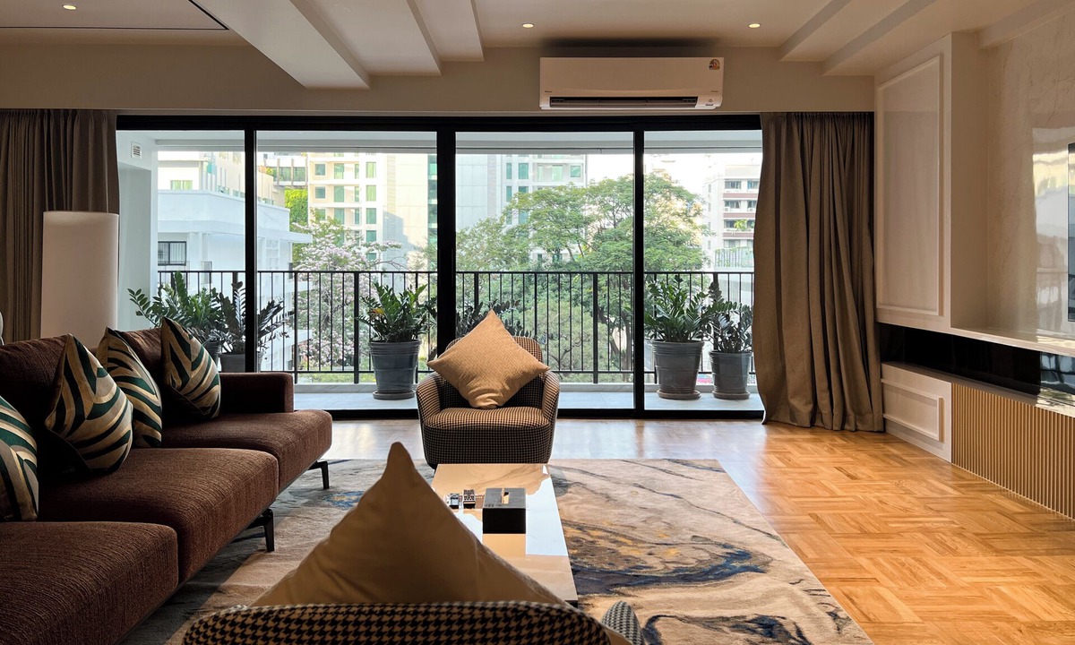 Khlong Toei Nuea Apartment | Floral Court Hotel & Residence Sukhumvit 13