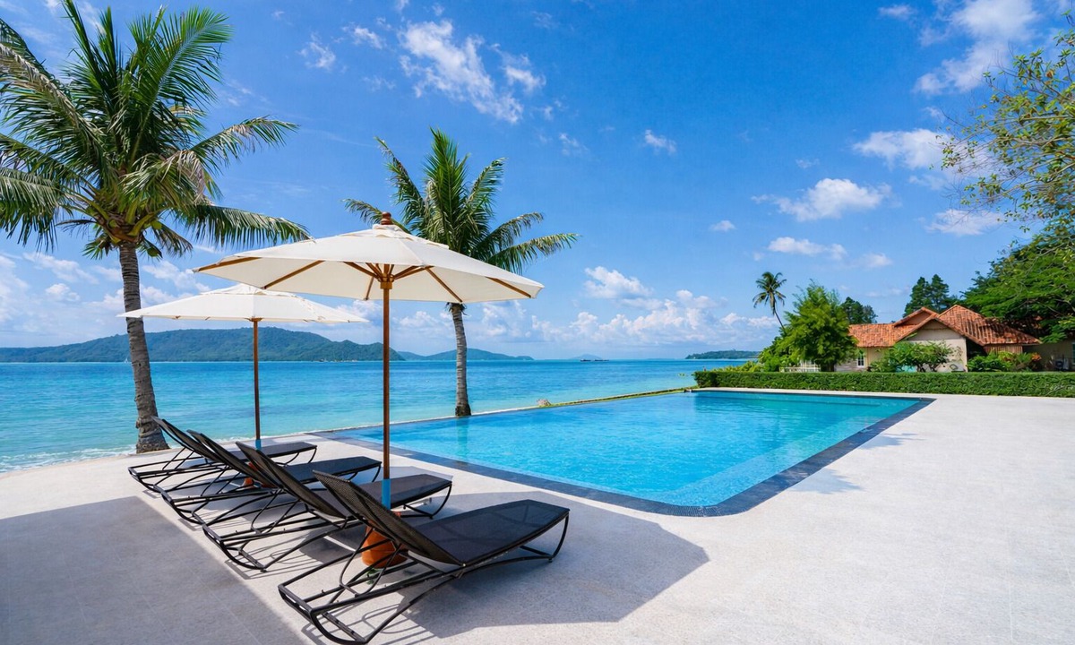 Rawai Villa | Fisherman Way Beach Villa