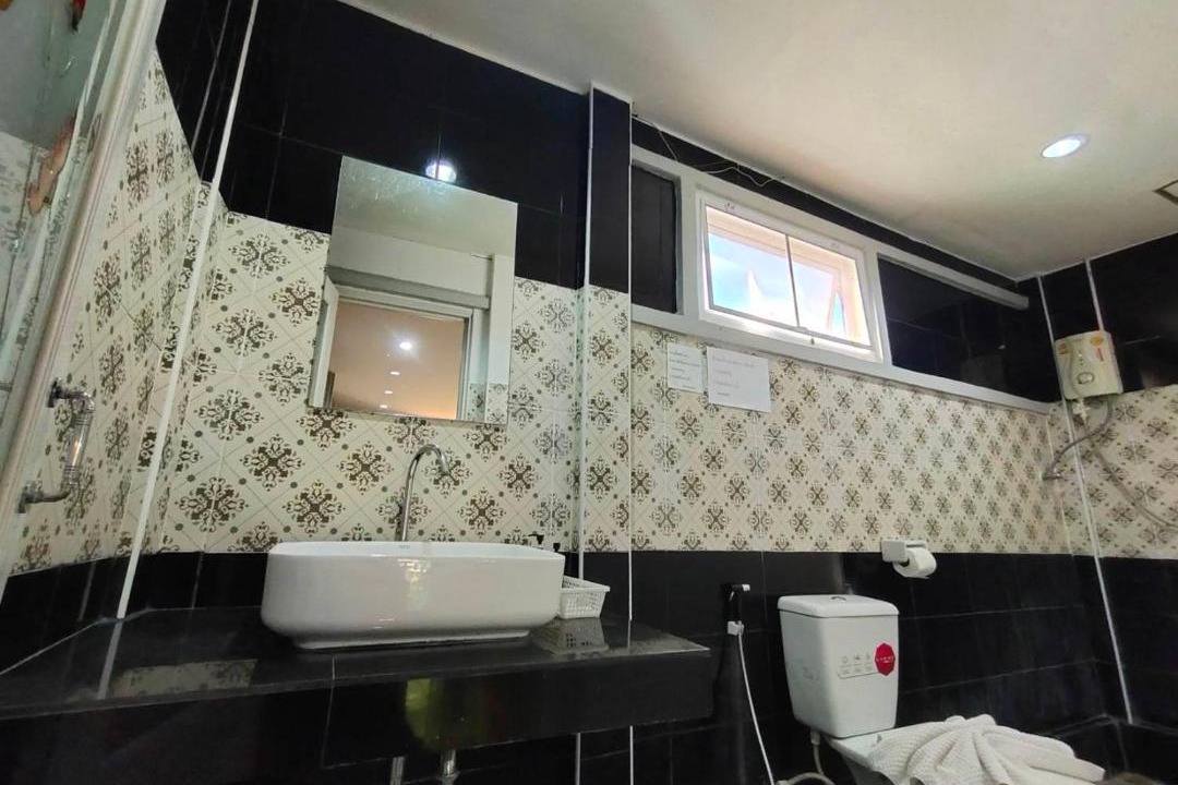 Tha Sala Hotel | Phangpring Beach Resort