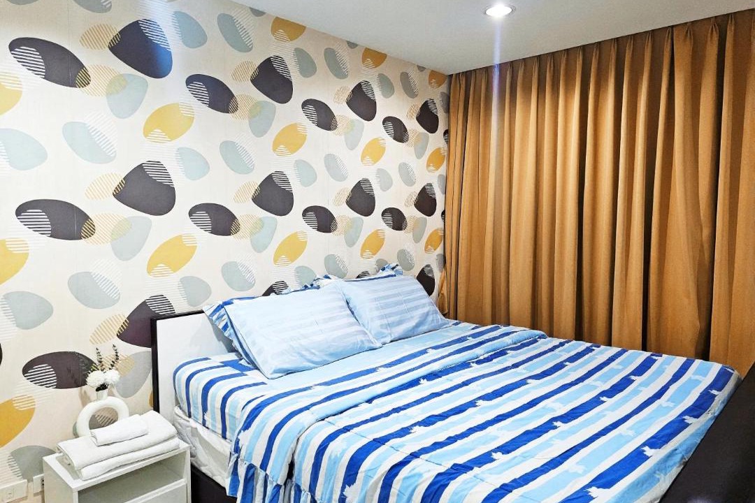 Ban Bang Saen Apartment | The Beach Bangsaen Condo 327-39