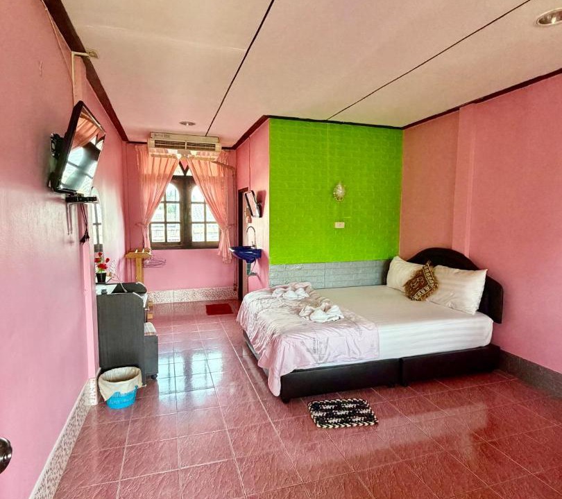Pak Nam Apartment | Happy House