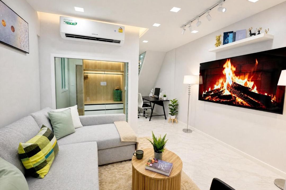 Sathorn Villa | 2 BR Luxury & Spacious House in Sathorn