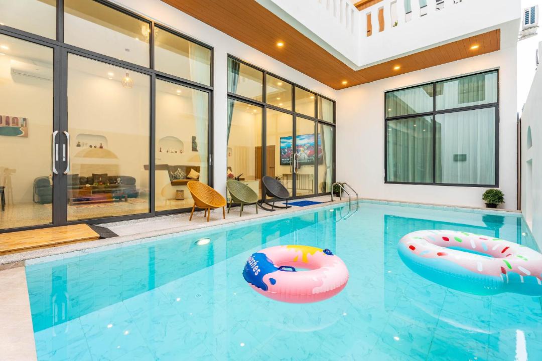 Central Pattaya Villa | Downtown Oasis Pool Villa C
