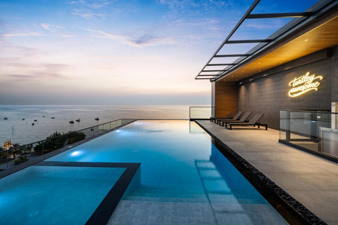 Saen Suk Hotel | The Turtle Hotel Bangsaen