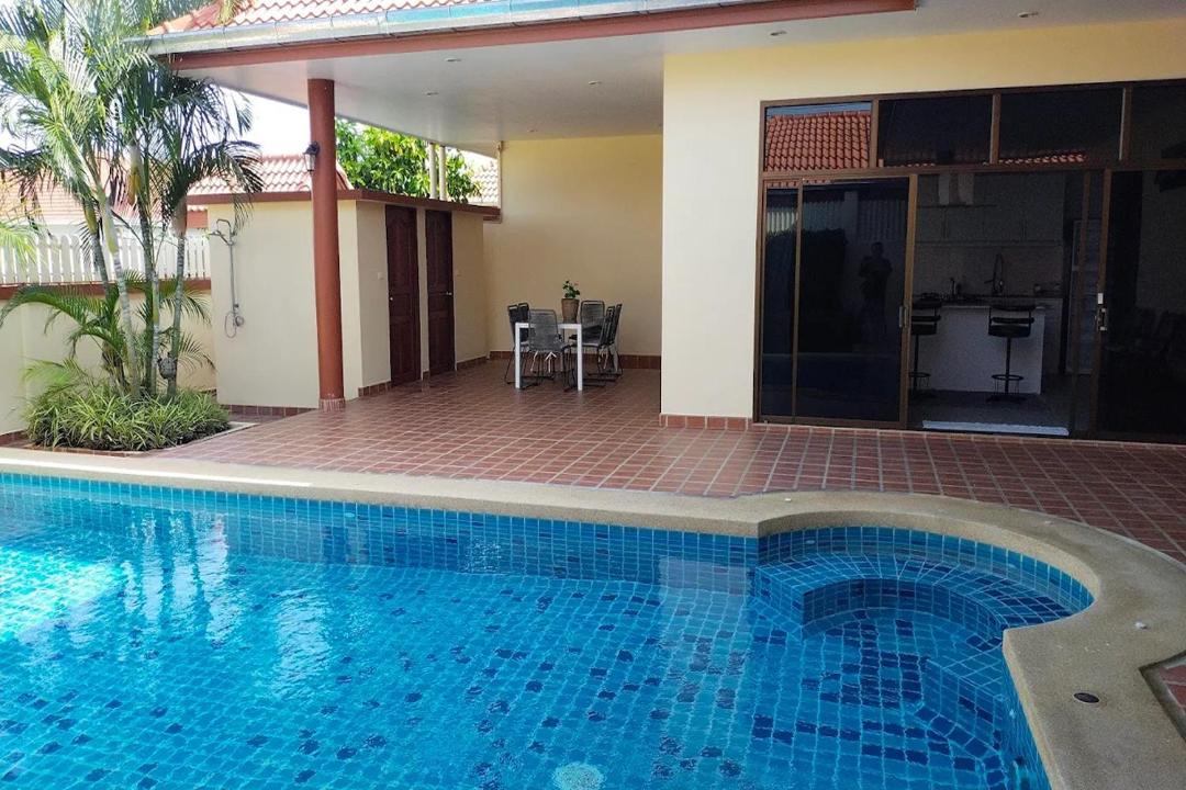 Pak Nam Pran Hotel | Bacchus Home Resort Pranburi
