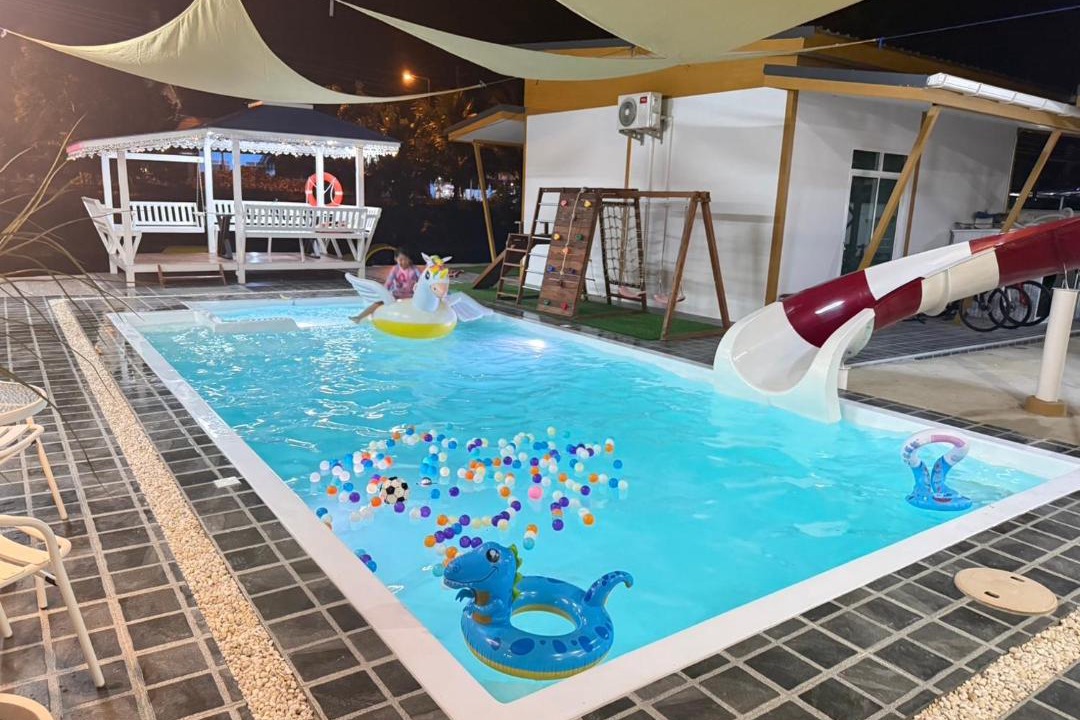 Samut Songkhram Villa | My friend private pool villa