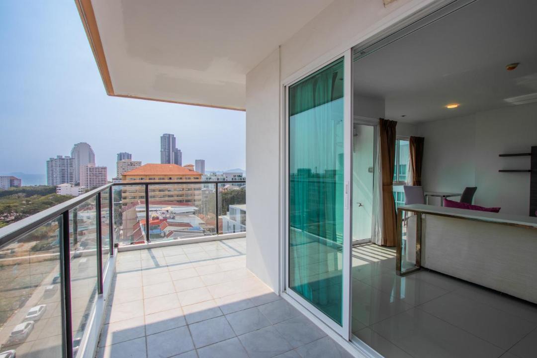 Jomtien Hotel | Dwija Hotel & Suite