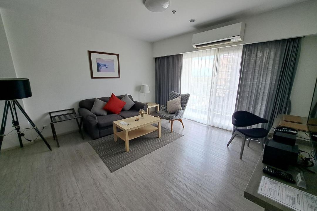 Chonburi Hotel | Kantary Hotel And Serviced Apartment, Amata, Bangpakong