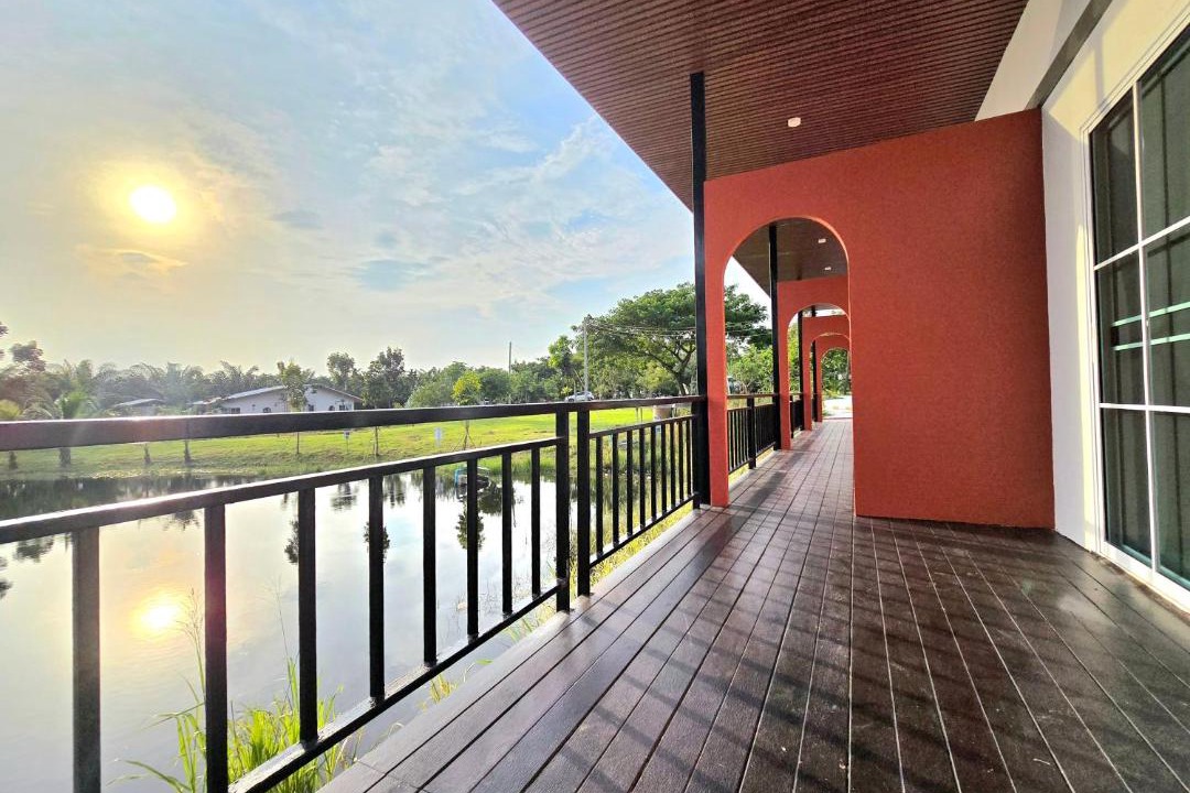 Bo Thong Hotel | Waew Arun Garden Resort