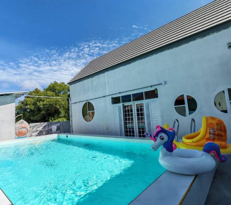 Bang Lamung Villa | Windy Pool Villa Pattaya Private Entire house