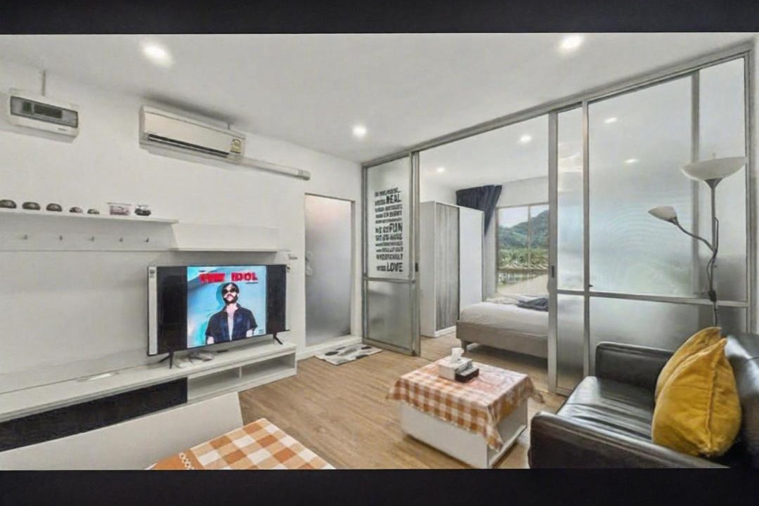 Kathu Apartment | Dcondo Kathu - Top Floor 1 Bdr Condo with shared Pool
