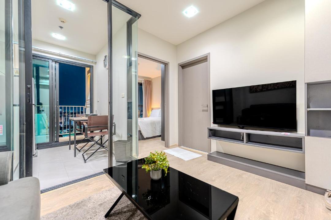 Pattaya Bay Apartment | The Base Pattaya by Silqstay IV