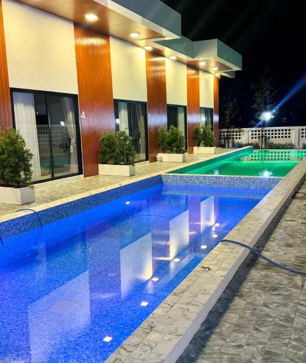 Pho Thong House | ดาด้าพูลวิลล่า