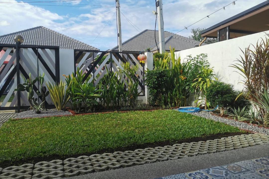 Hin Lek Fai Villa | Shirley's Villa 26 草坪花园别墅 公共泳池 健身房