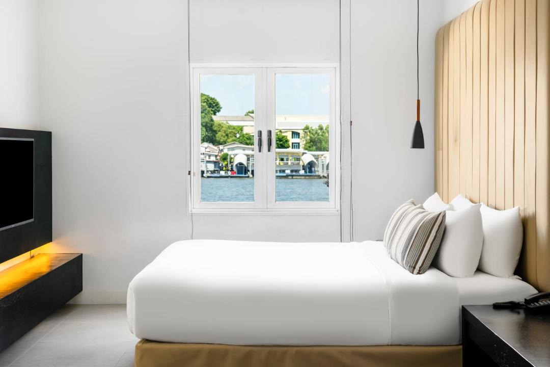 Siriraj Hotel | Theatre Residence