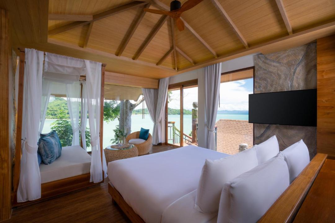 Siray Hotel | SINAE Phuket Luxury Hotel