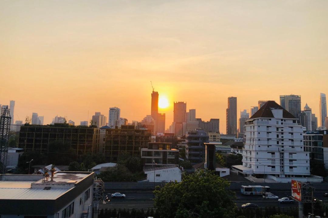 Ploenchit Hotel | Alt Hotel Nana by UHG -Nearby Benjakitti Park & Queen Sirikit National Convention Center