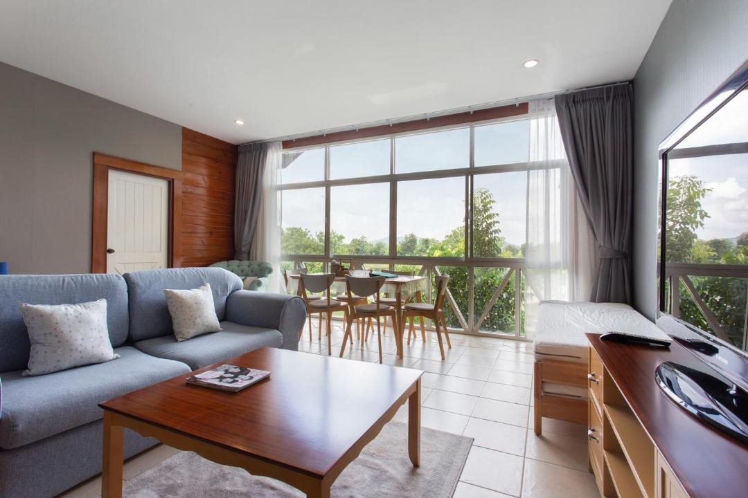Khanong Phra Apartment | Golf View Suite Private Apartment Khao Yai