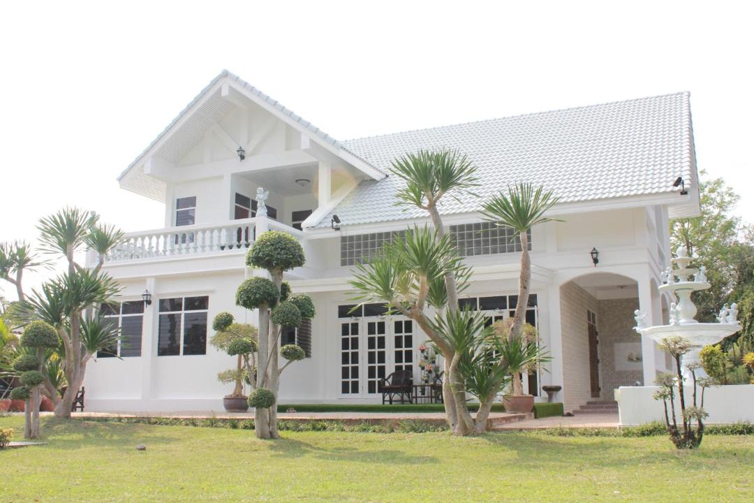 Ko Samrong Hostel | HOME@HOSTEL KANCHANABURI
