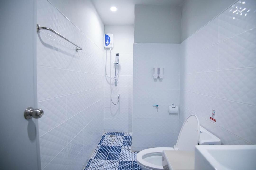 Lop Buri Hotel | PJ Loft Hotel