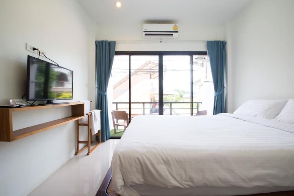 Photo of Bedroom in Chalong